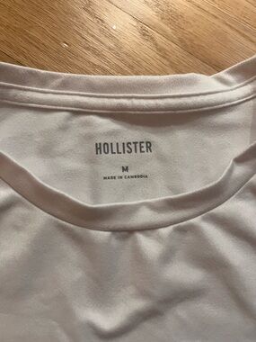Hollister Soft White Scoop Neck Tee